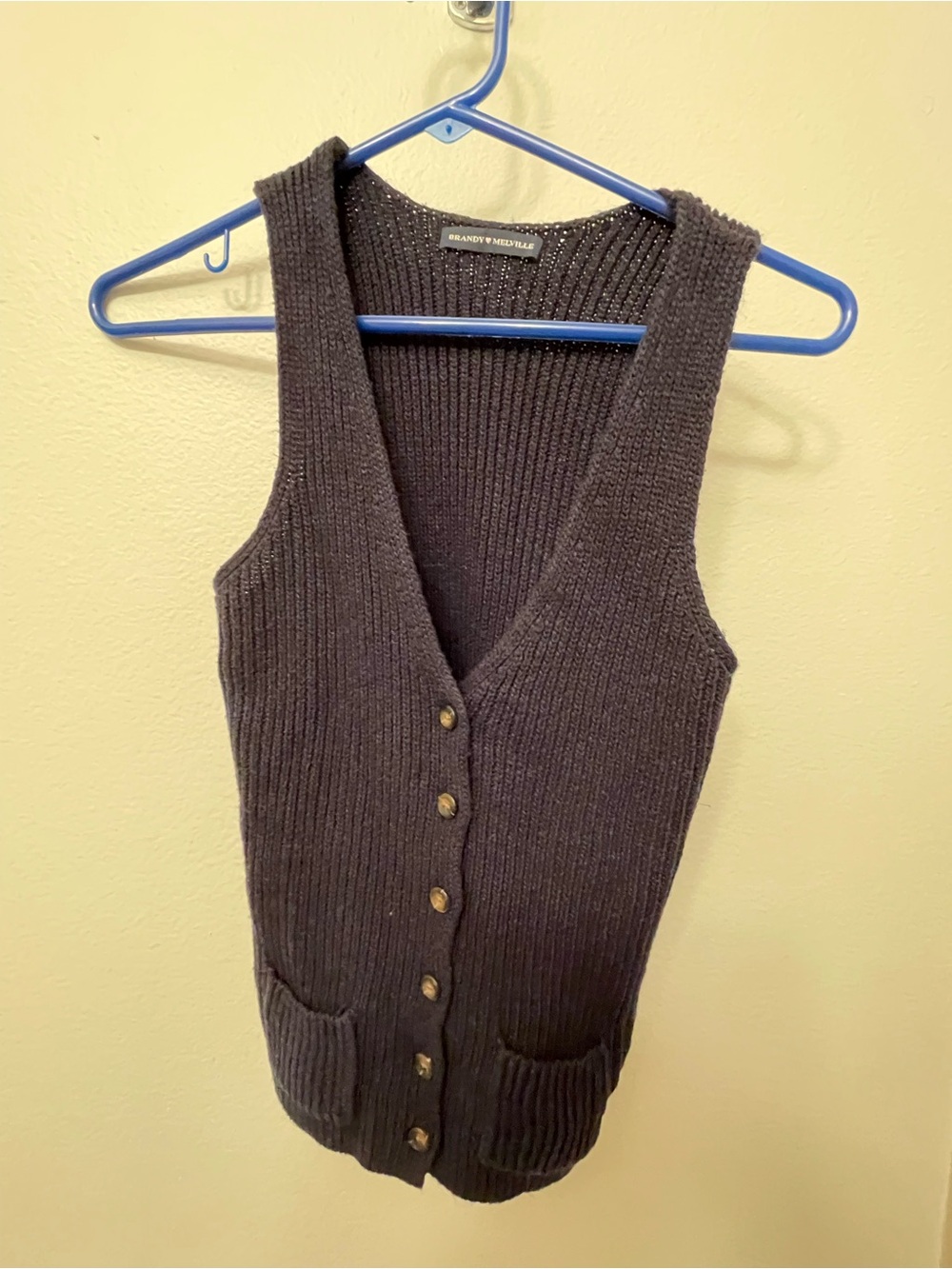 Brandy Melville Black Ribbed Button-Front Sweater Vest with Pockets Size Small